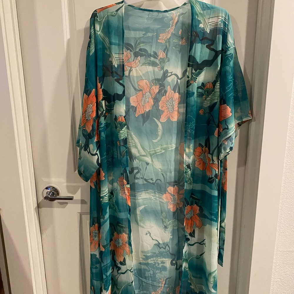 WOMEN’S KIMONO